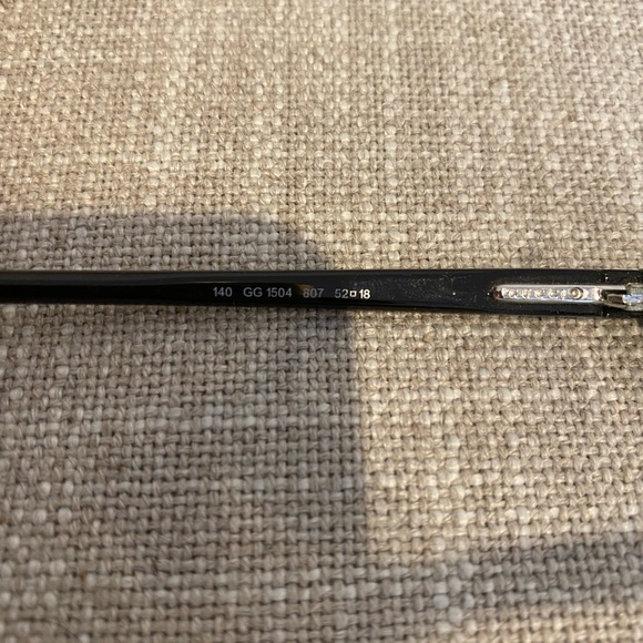Unisex Gucci Eyeglasses - Picture 4 of 5